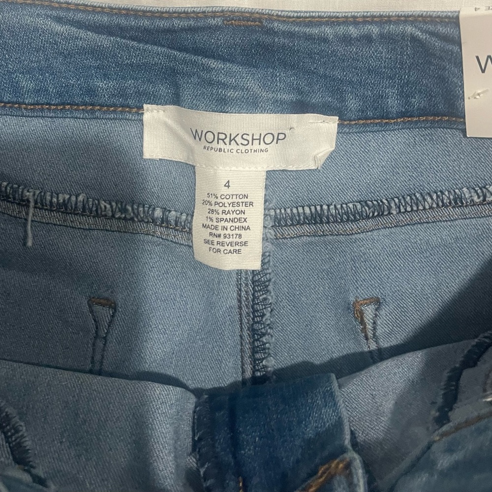 Women’s Workshop Republic Clothing Embroidered Jeans Size 4 NWT - Picture 9 of 10